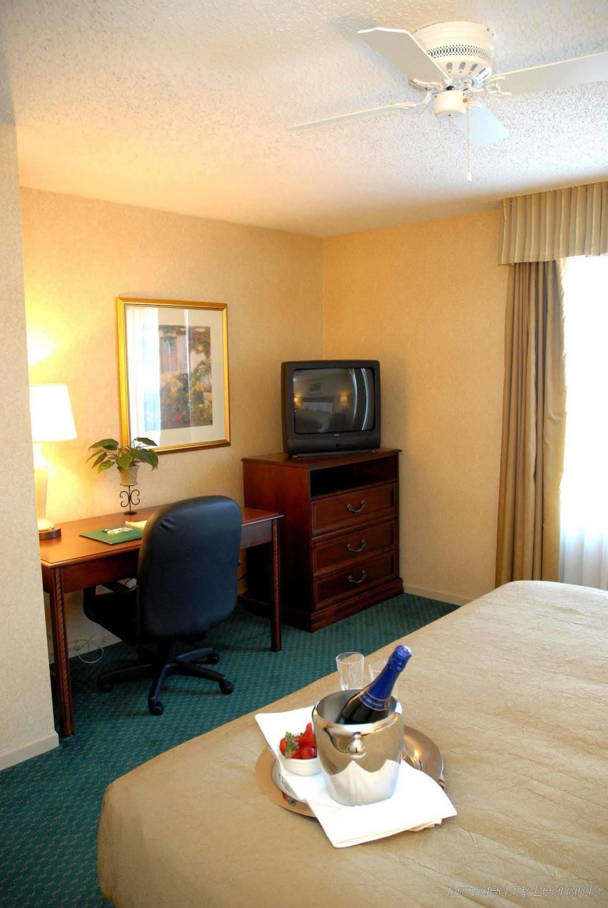 Staybridge Suites - Columbus - Worthington, An Ihg Hotel Δωμάτιο φωτογραφία